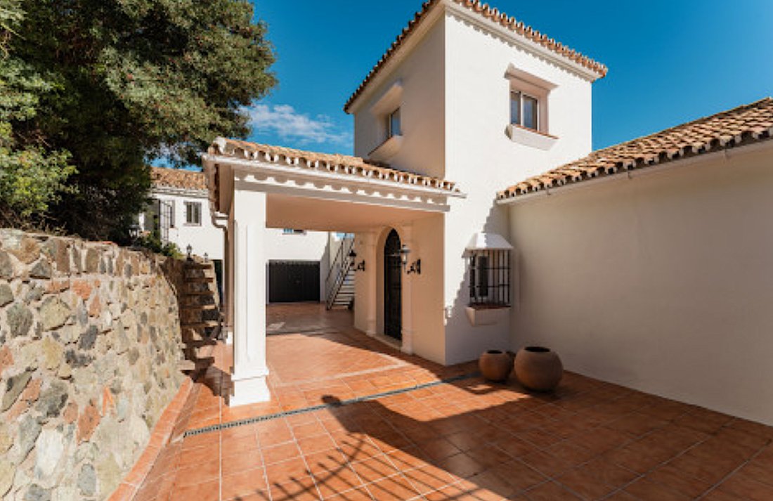 Villa in El Madroñal, Benahavis, Spain 4 - 17151541