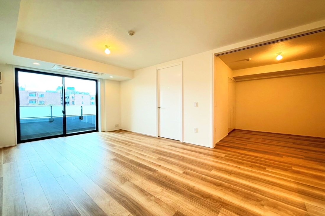 Condo in Minato City, Tokyo, Japan 1 - 17152635