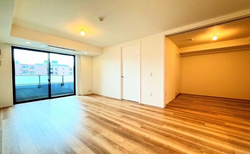 Condo in Minato City, Tokyo, Japan 1
