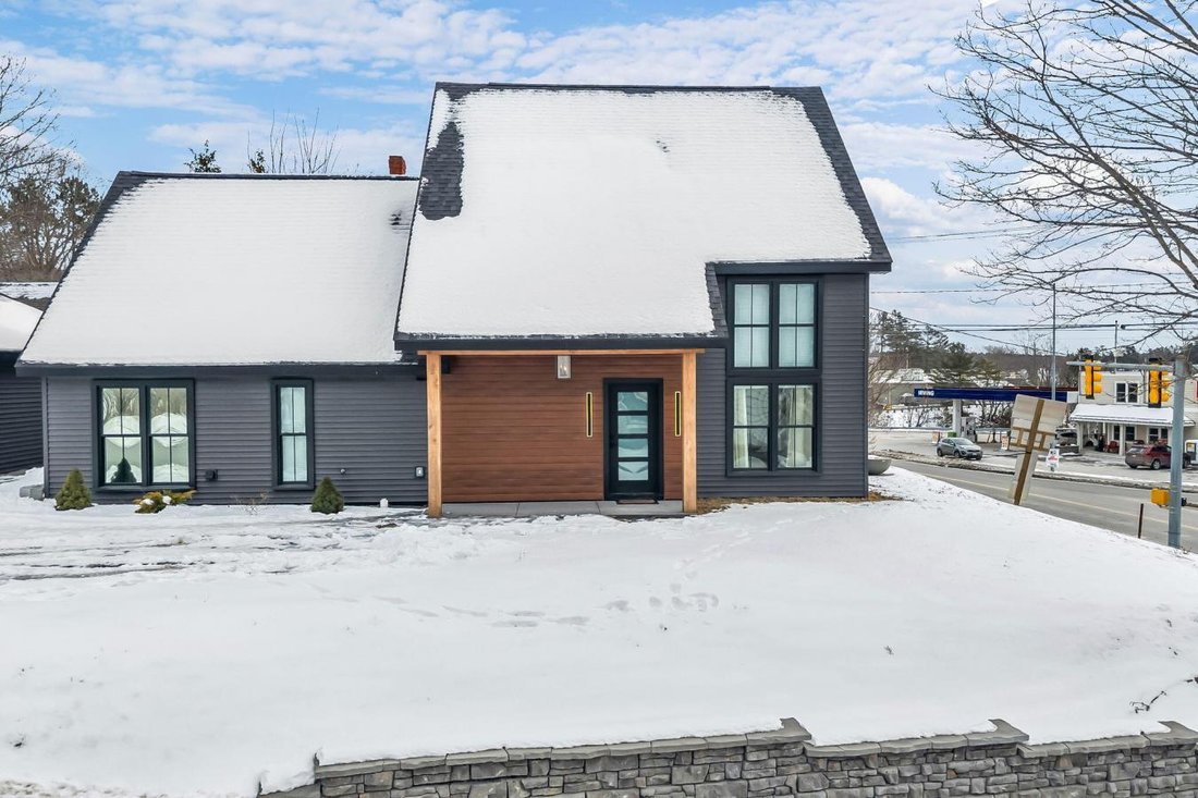 House in Bucksport, Maine, United States 1 - 17152321