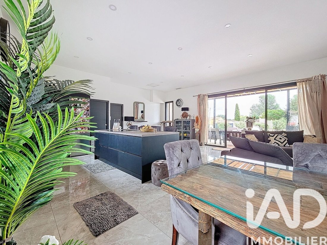 House in Piolenc, Provence-Alpes-Côte d'Azur, France 4 - 17137329