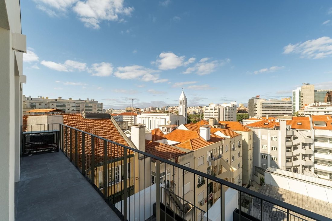 Apartment in Avenidas Novas, Lisbon, Portugal 1 - 17152794