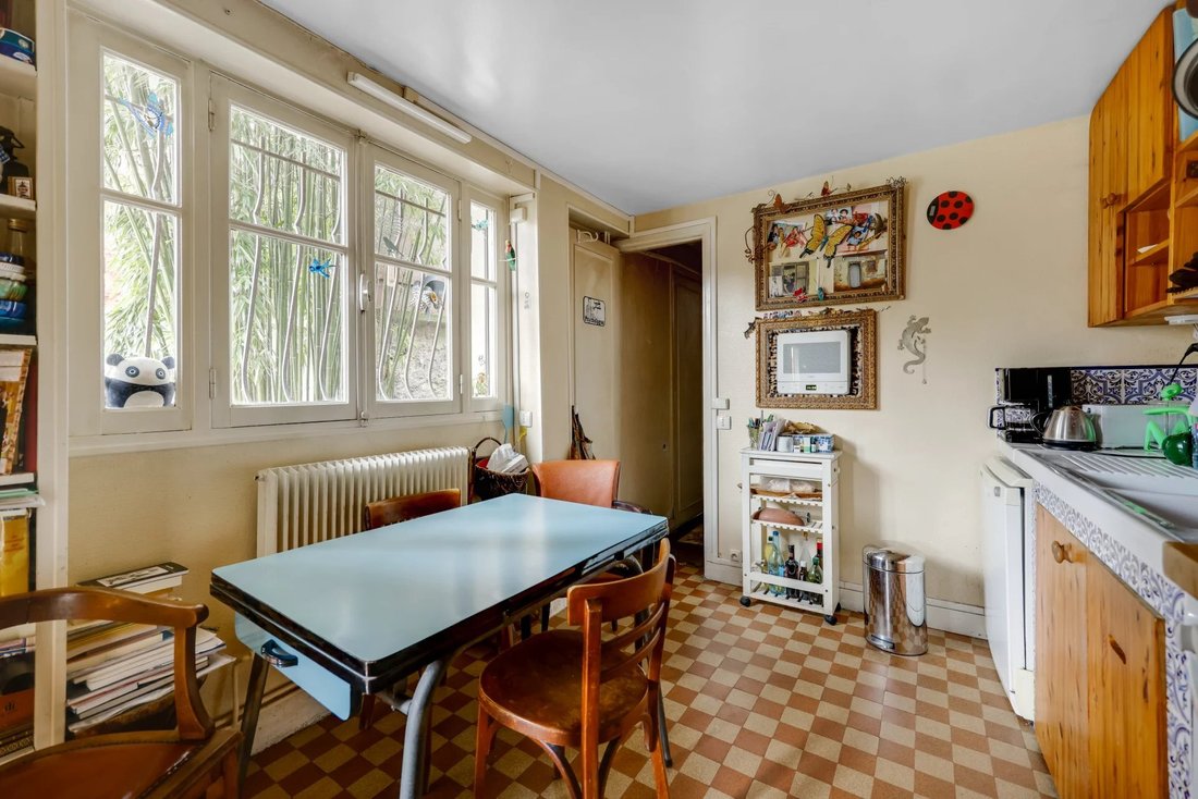 House in Les Lilas, Ile-de-France, France 5 - 17152372