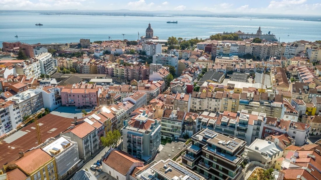 Apartment in Sao Vicente, Lisbon, Portugal 3 - 17152796