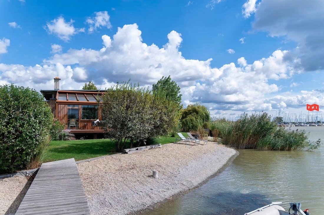 Exklusives Seehaus In Vorderster Reihe