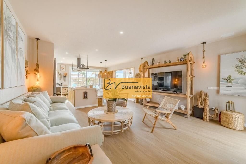 Villa in Arona, Canary Islands, Spain 2 - 17152227
