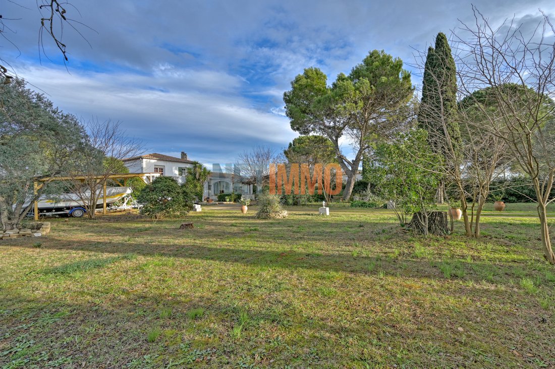 Villa in Aimargues, Occitania, France 2 - 17152149