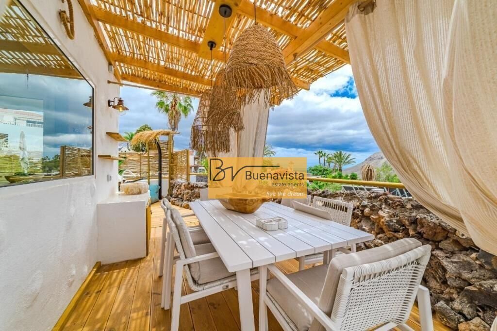 Villa in Arona, Canary Islands, Spain 5 - 17152227