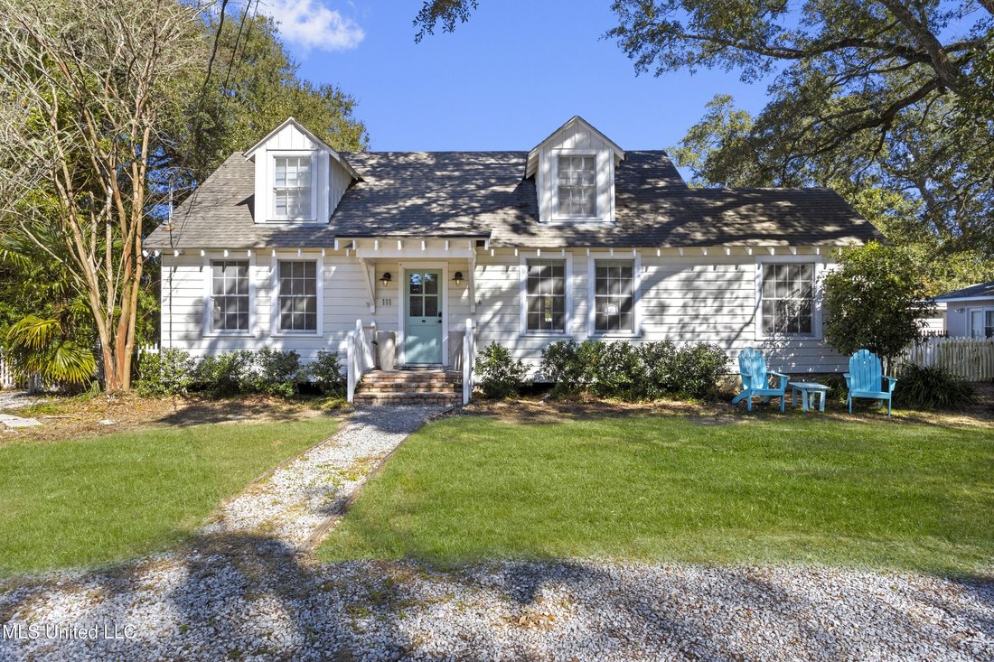 House in Bay St. Louis, Mississippi, United States 1 - 17152277
