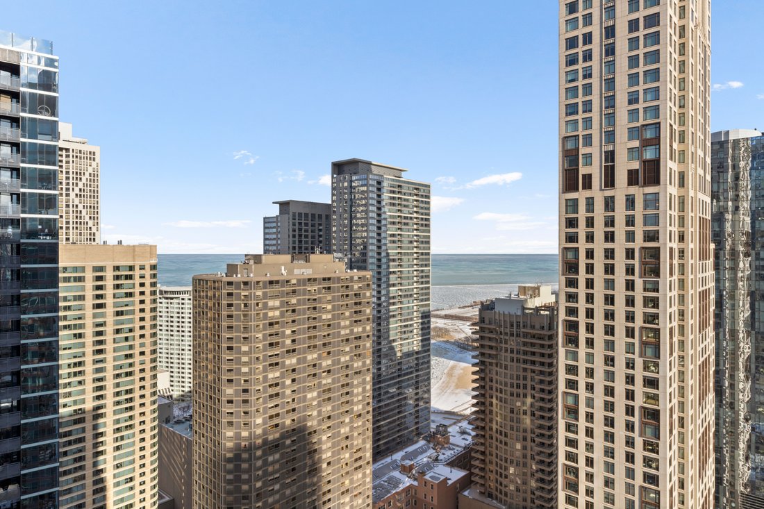 Condo in Chicago, Illinois, United States 1 - 17152645