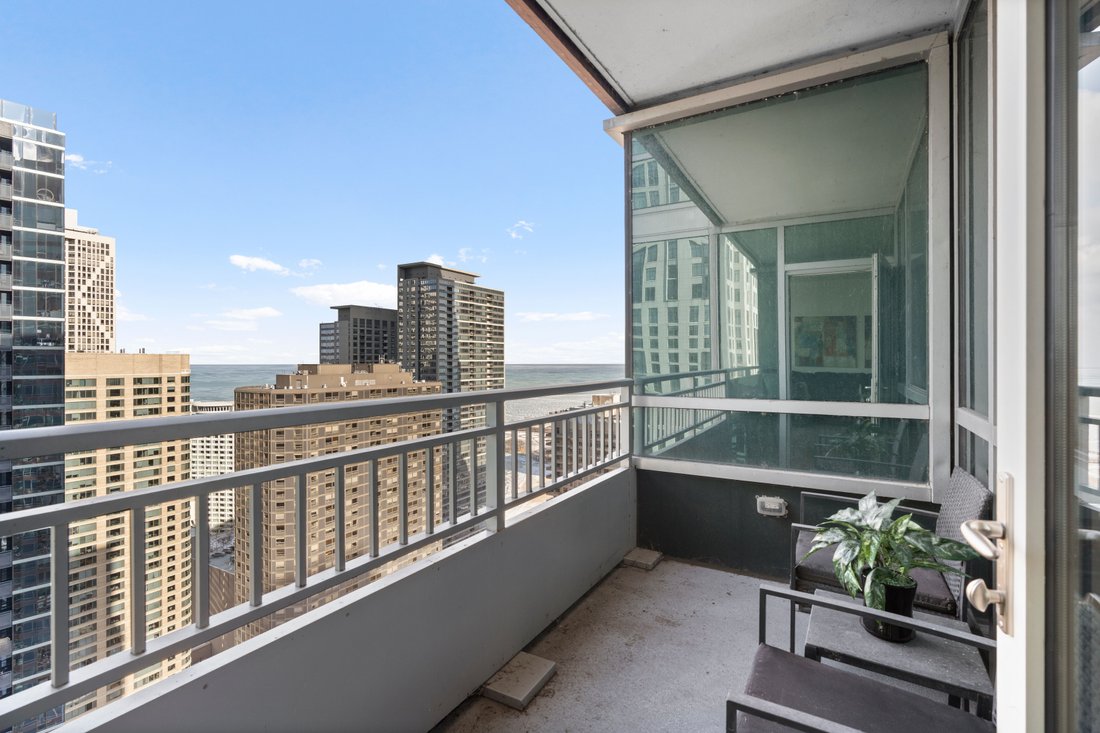 Condo in Chicago, Illinois, United States 2 - 17152645