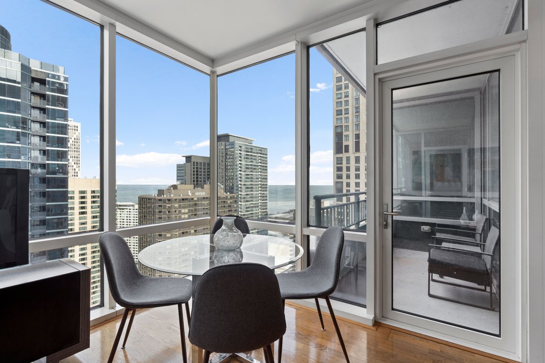 Condo in Chicago, Illinois, United States 3 - 17152645