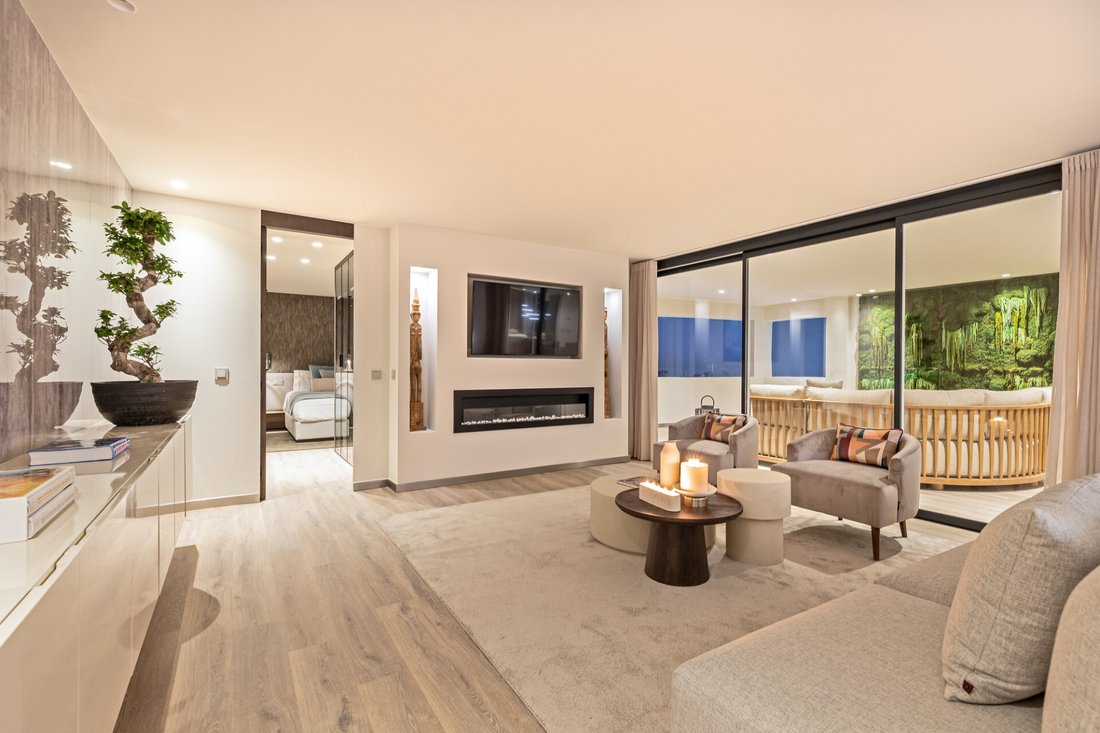 Apartment in Puerto Banus, Marbella, Spain 1 - 17152518