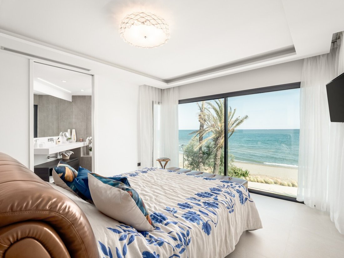 Townhouse in Estepona, Andalusia, Spain 3 - 17152442