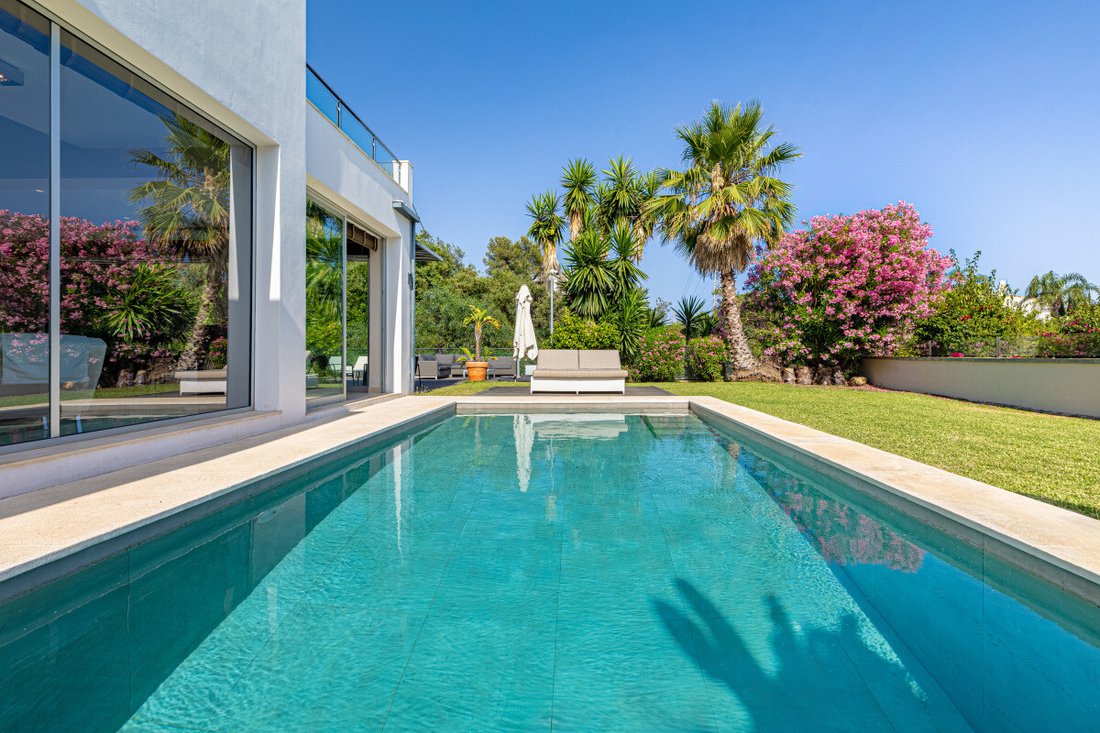 Villa in Marbella, Andalusia, Spain 1 - 17152521