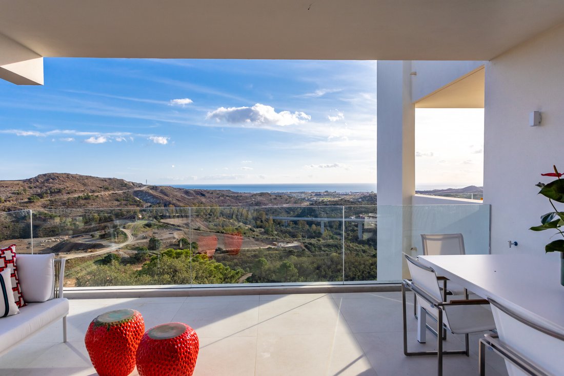 Penthouse in Benahavis, Andalusia, Spain 4 - 17152349
