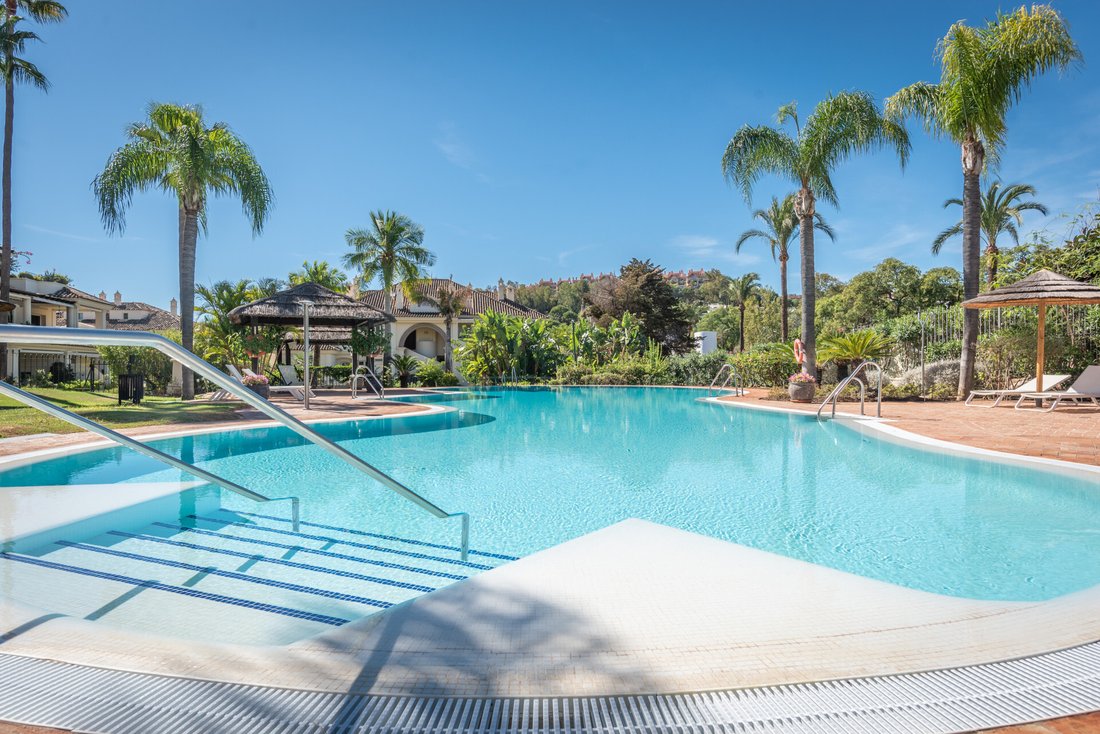 Penthouse in Nueva Andalucia, Marbella, Spain 4 - 17152519