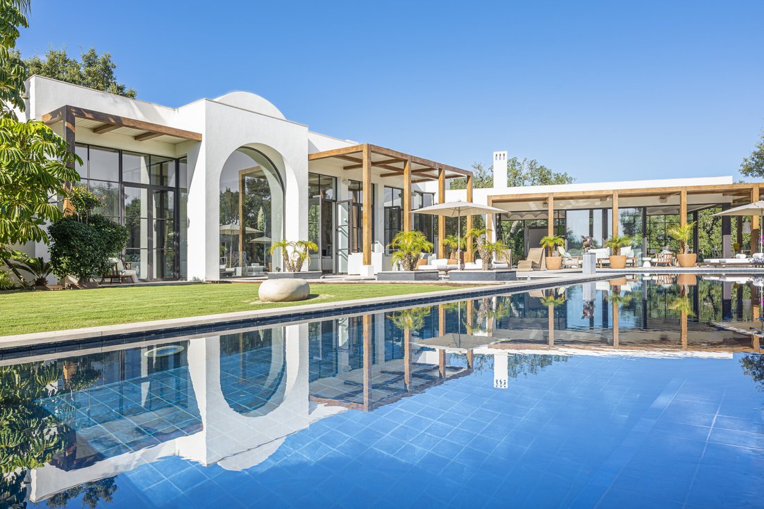 Villa in Sotogrande, San Roque, Andalusia 1 - 17152536