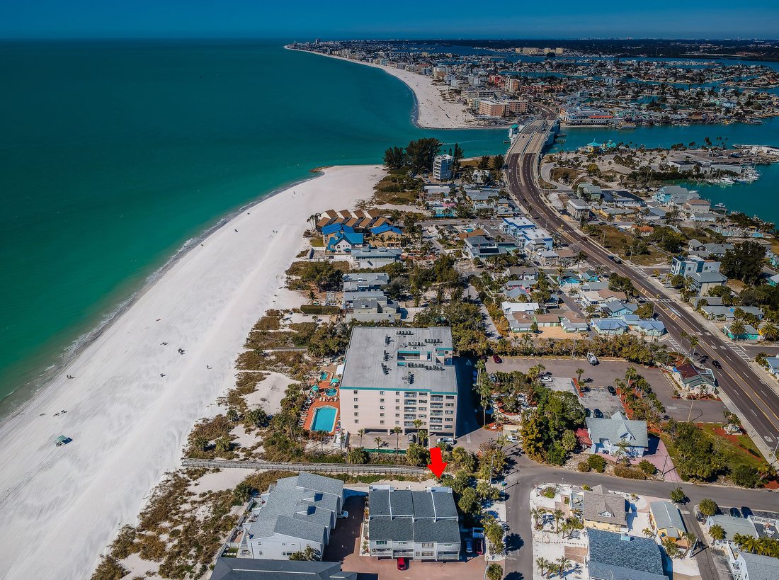 Condo in St. Pete Beach, Florida, United States 4 - 17153739