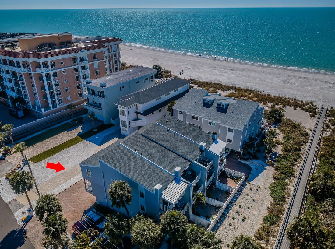 Condo in St. Pete Beach, Florida, United States 1 - 17153739