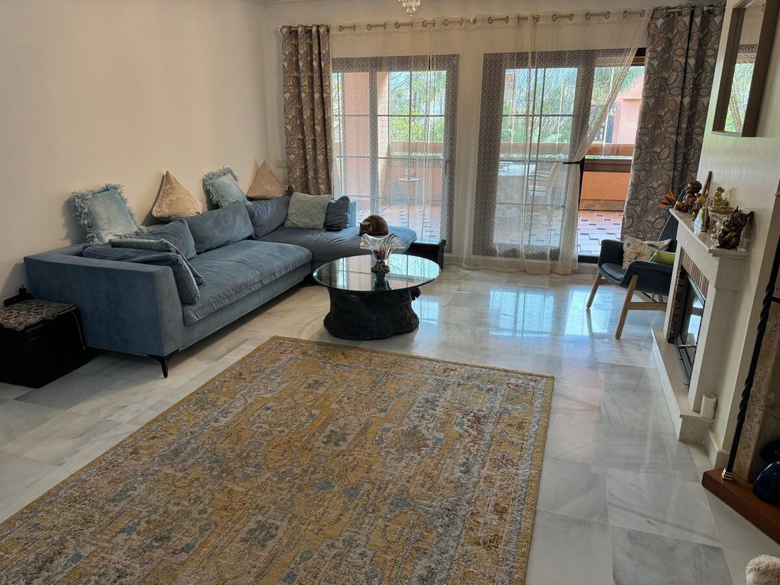 Apartment in Atalaya-Isdabe, Estepona, Andalusia 5 - 16976810