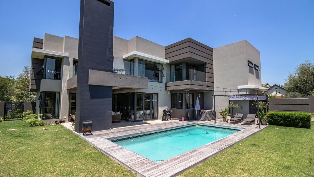 House in Sunderland Ridge AH, Gauteng, South Africa 2 - 17054774