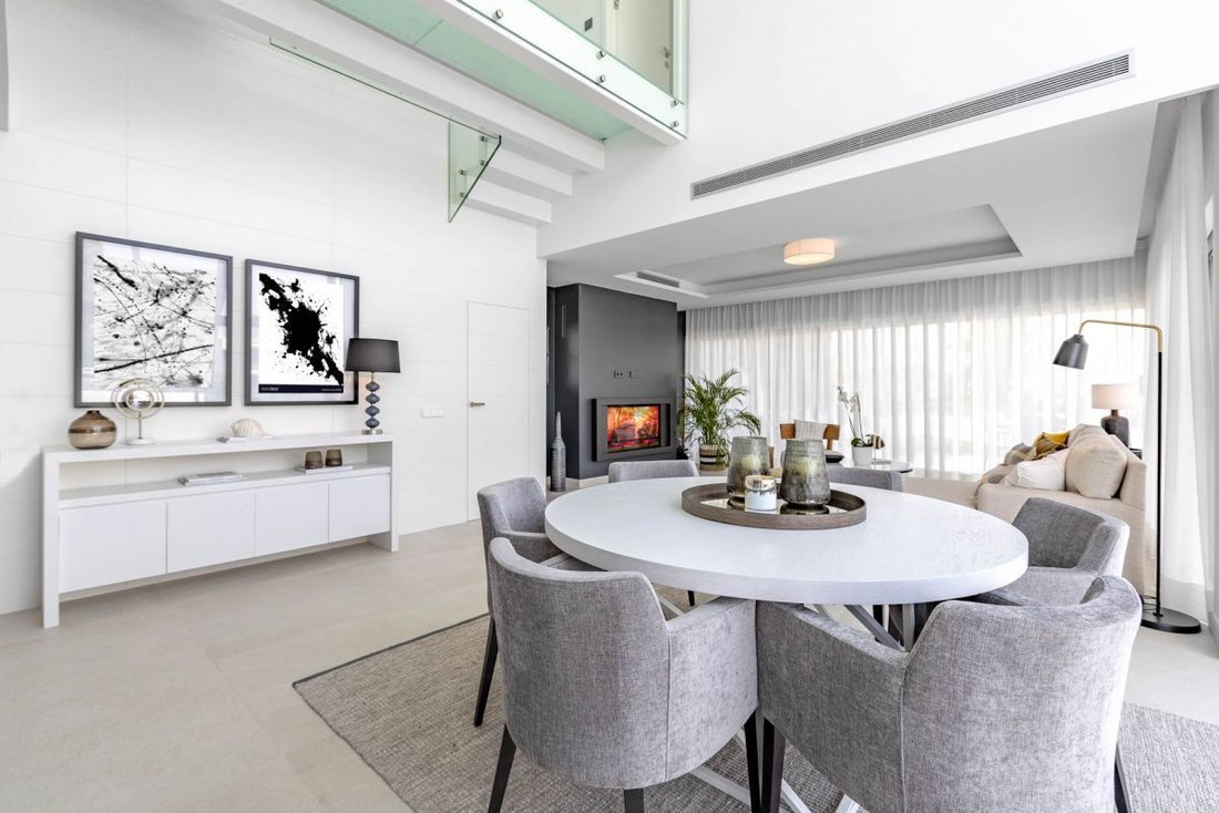 Townhouse in Estepona, Andalusia, Spain 5 - 17153455