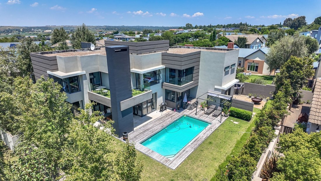 House in Sunderland Ridge AH, Gauteng, South Africa 1 - 17054774