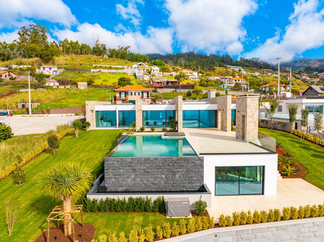 House in Ponta do Sol, Madeira, Portugal 2 - 12355263