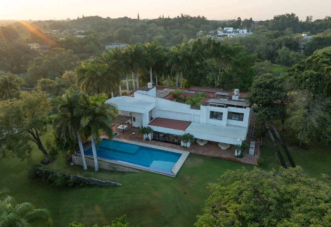 House in Lomas de Cocoyoc, Morelos, Mexico 2 - 17155532