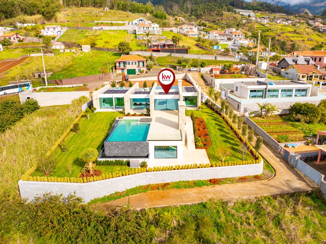 House in Ponta do Sol, Madeira, Portugal 4 - 12355263