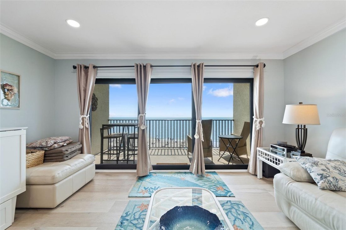 Condo in Madeira Beach, Florida, United States 1 - 17183439