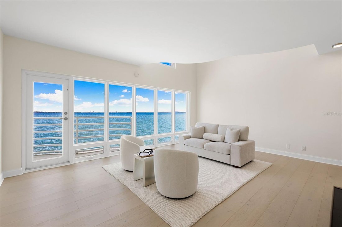 Condo in Tampa, Florida, United States 5 - 17179931