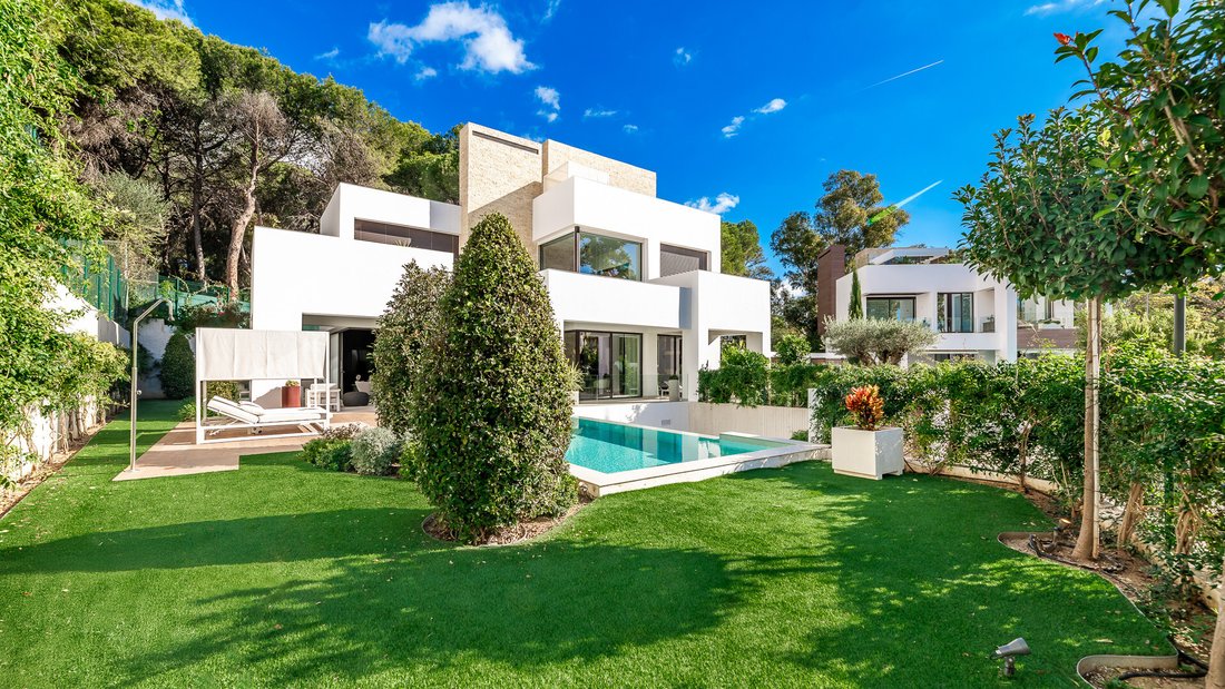 Villa in Golden Mile, Andalusia, Spain 1 - 17163635