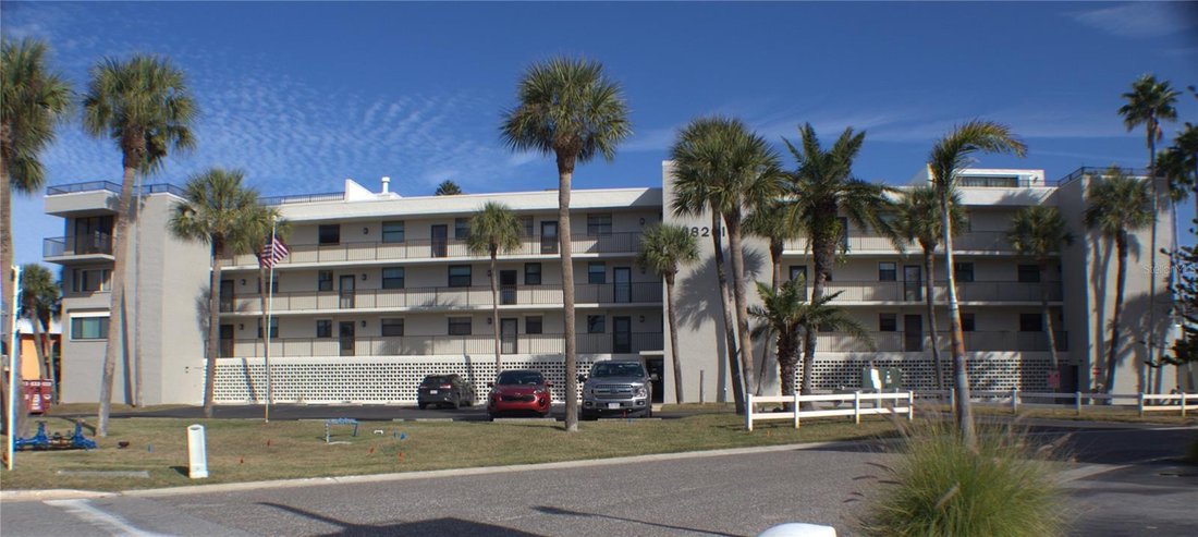 Condo in Madeira Beach, Florida, United States 2 - 17180370