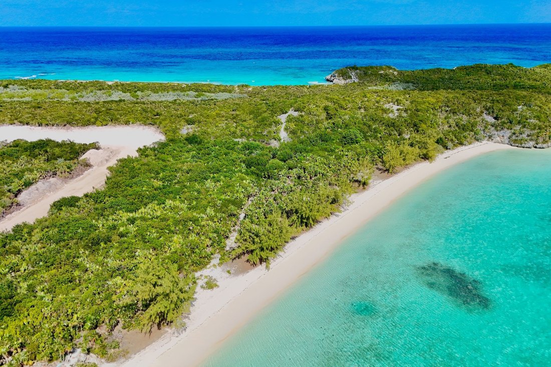 Land in George Town, Exuma, The Bahamas 1 - 17155670