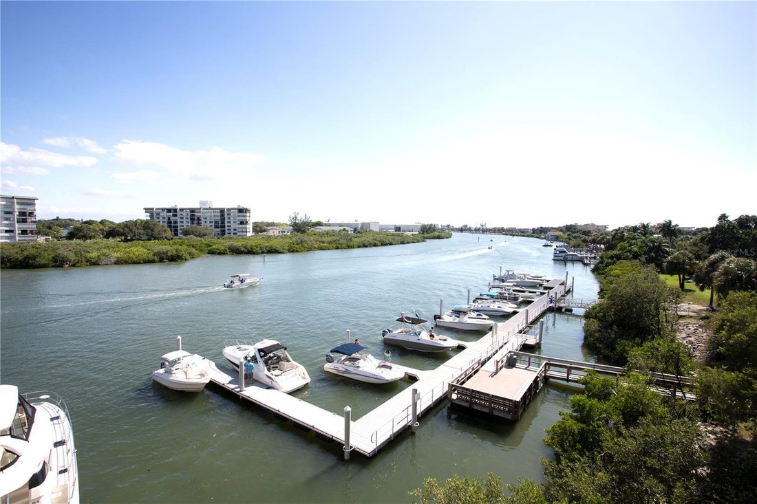 Condo in Indian Shores, Florida, United States 1 - 17179349