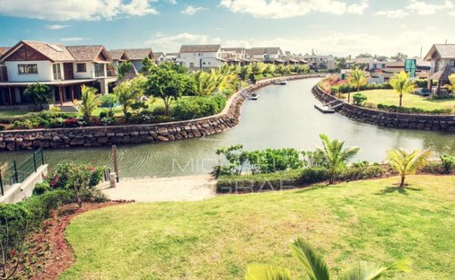 Villa in Grande Riviere Noire, Rivière Noire District, Mauritius 1