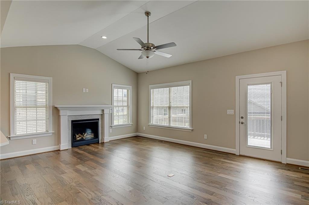 Townhouse in Whitsett, North Carolina, United States 4 - 17169700