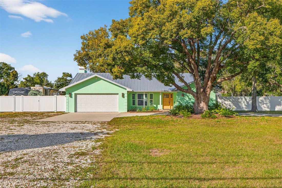 House in Seminole, Florida, United States 5 - 17182054