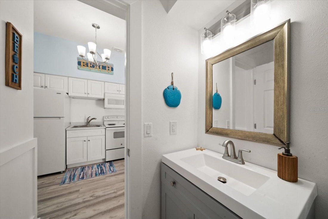 Indian Shores, Florida, United States 3 - 17179976
