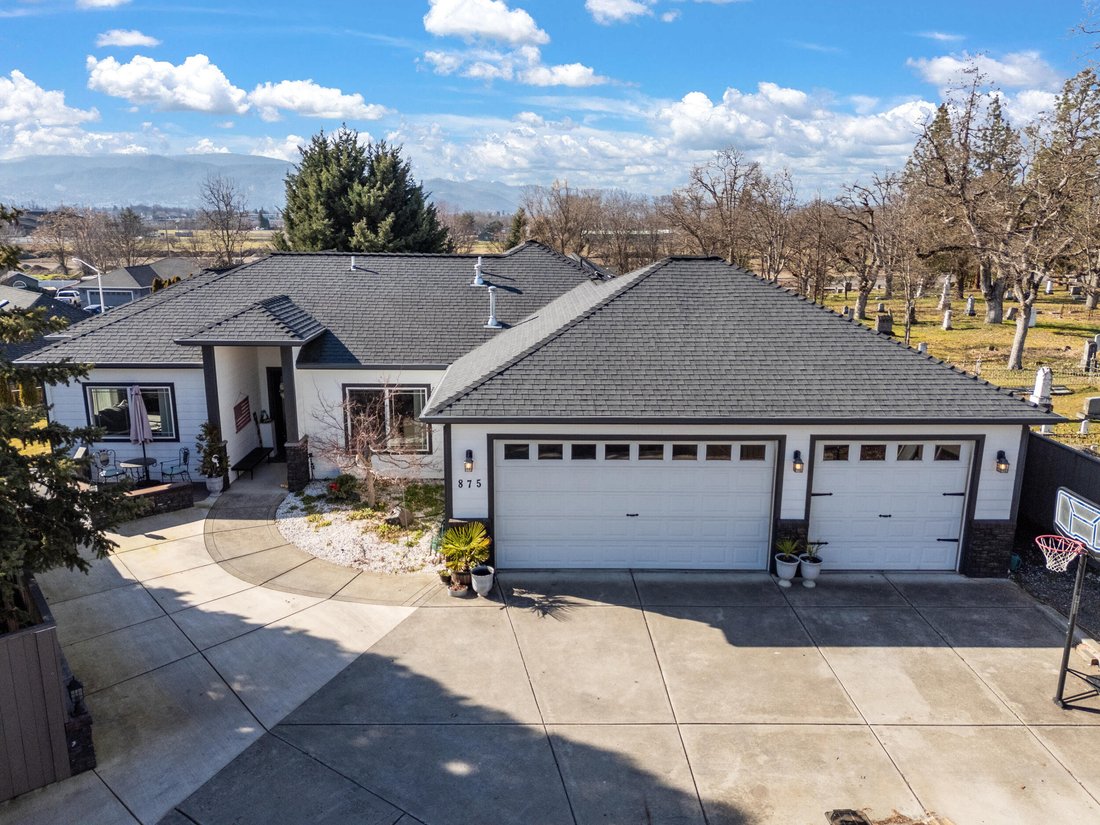House in Medford, Oregon, United States 3 - 17164554