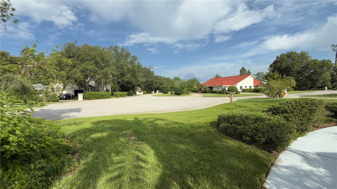 House in Zephyrhills, Florida, United States 5 - 17187152