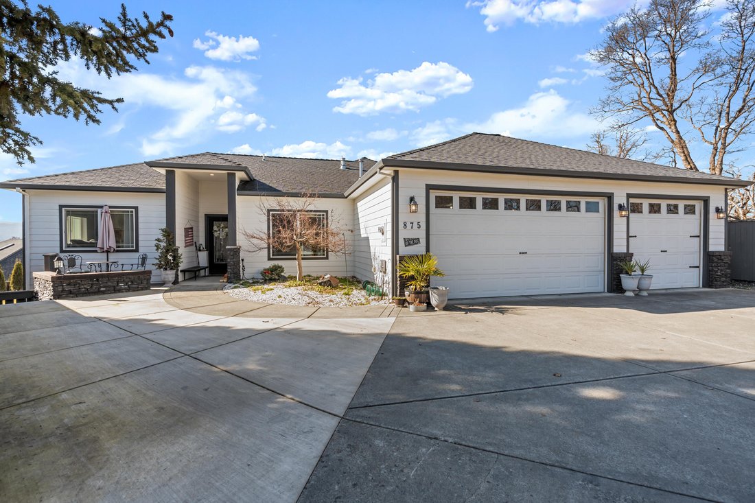 House in Medford, Oregon, United States 2 - 17164554