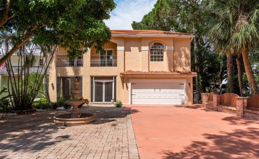Casa a Palm Harbor, Florida, Stati Uniti 1