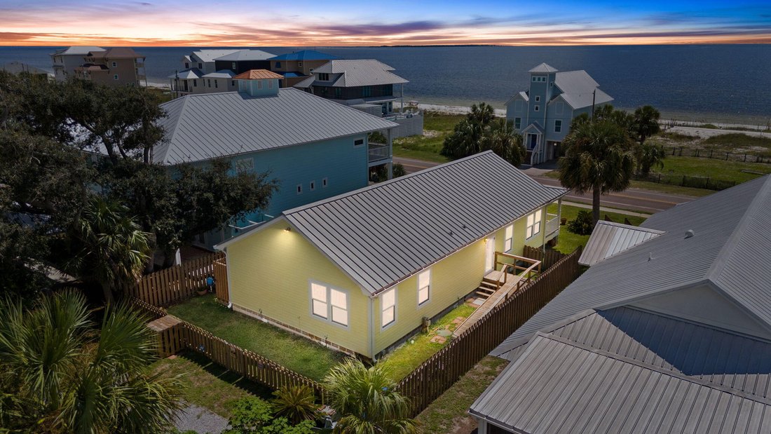 House in Port St. Joe, Florida, United States 1 - 17166344