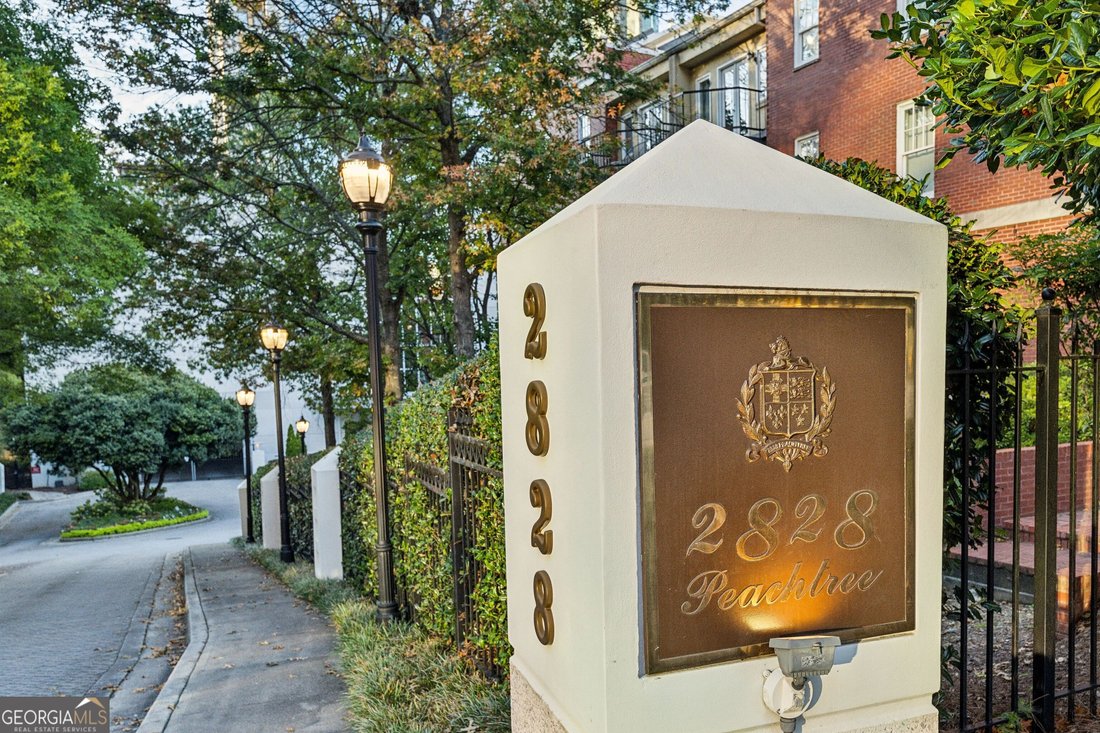 Condo in Atlanta, Georgia, United States 3 - 17158354