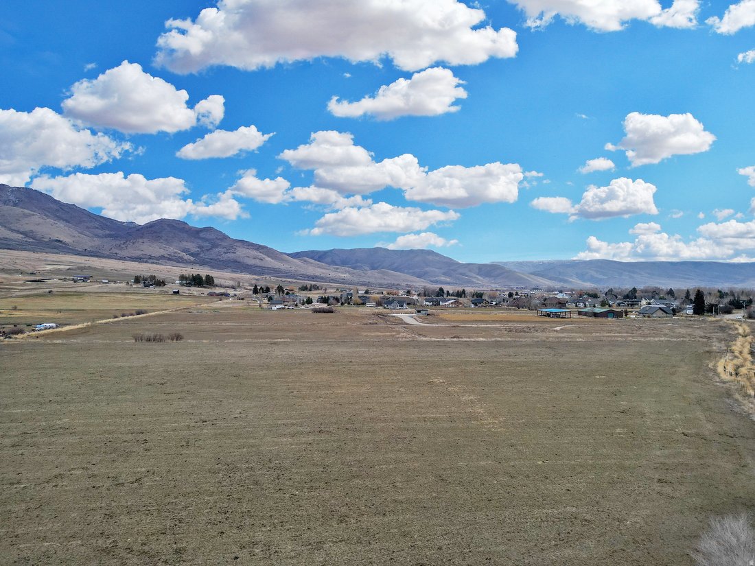 House in Eden, Utah, United States 3 - 17187426