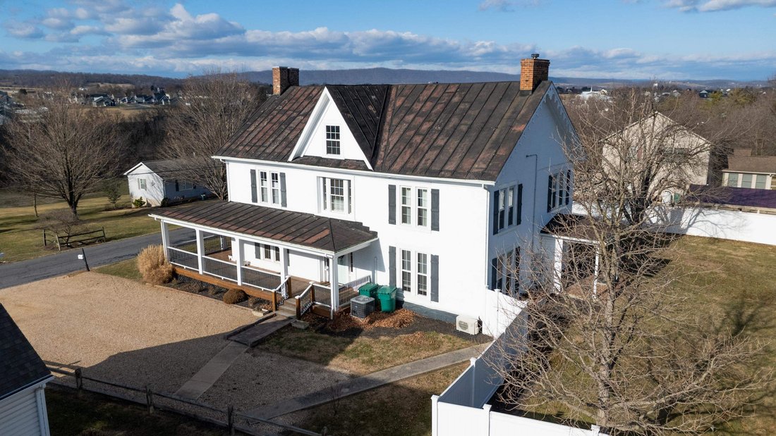 House in Broadway, Virginia, United States 3 - 17177394