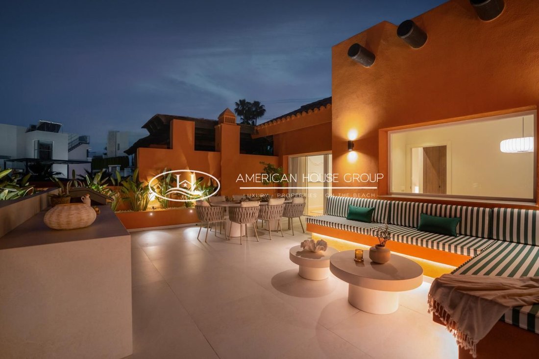 Penthouse in Puerto Banus, Marbella, Spain 1 - 17187487